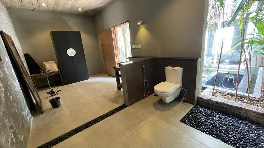 Hotel Antharyamin Thiruvananthapuram Esterno foto