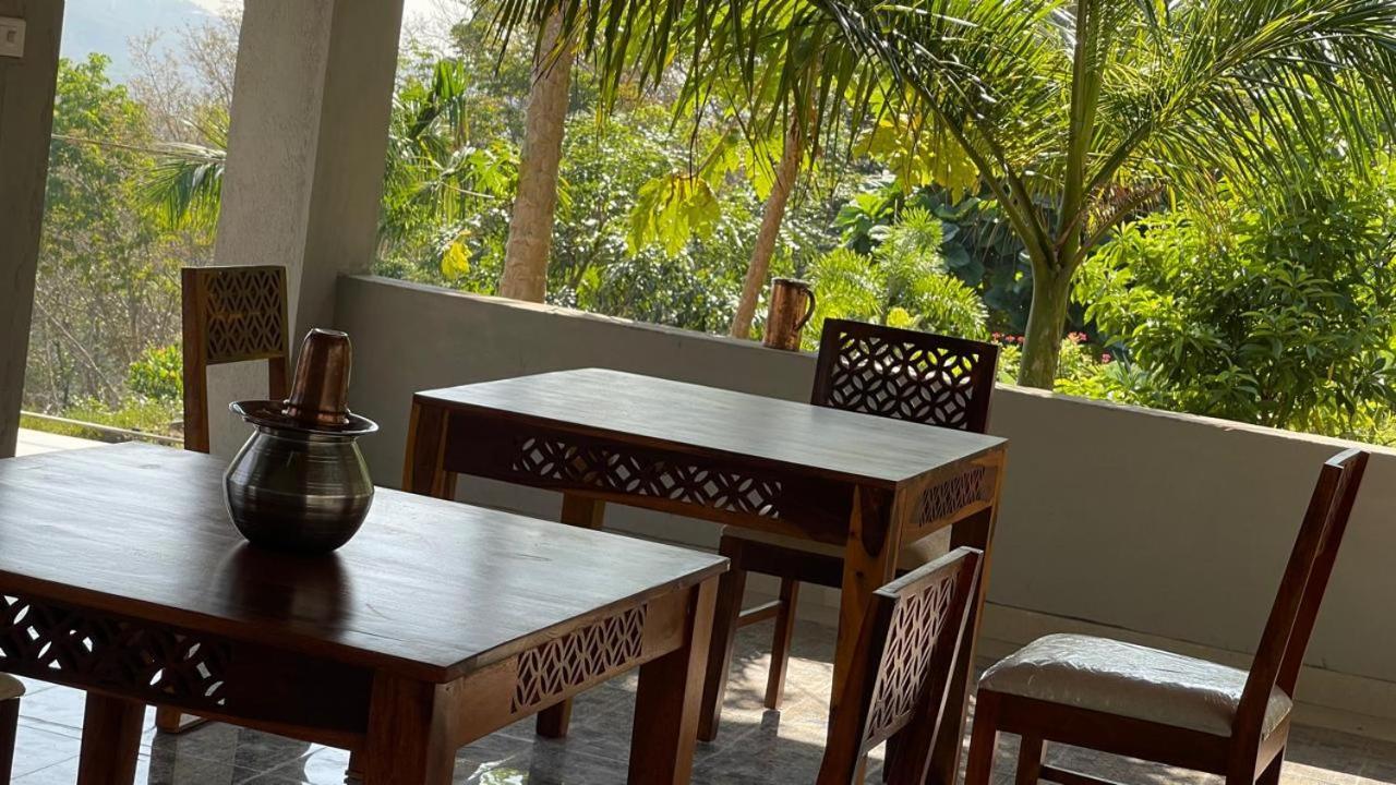Hotel Antharyamin Thiruvananthapuram Esterno foto