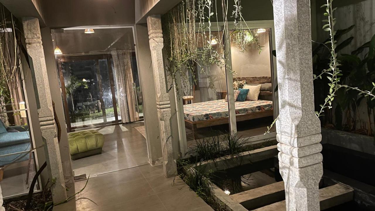 Hotel Antharyamin Thiruvananthapuram Esterno foto